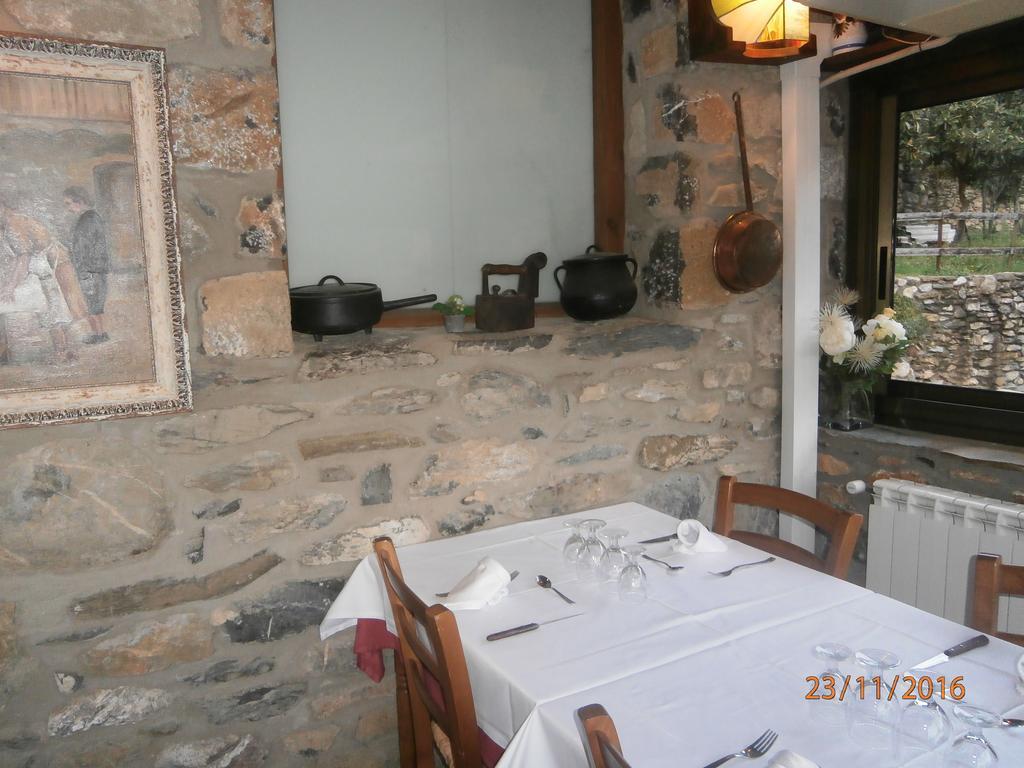 Hostal El Forn Beget Exterior photo